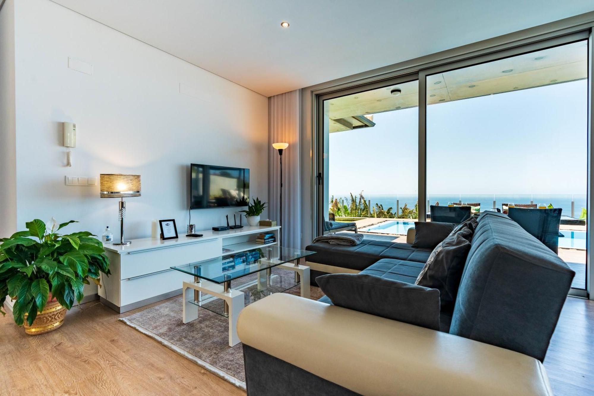 Pinheira Iii Heated Pool Holiday home