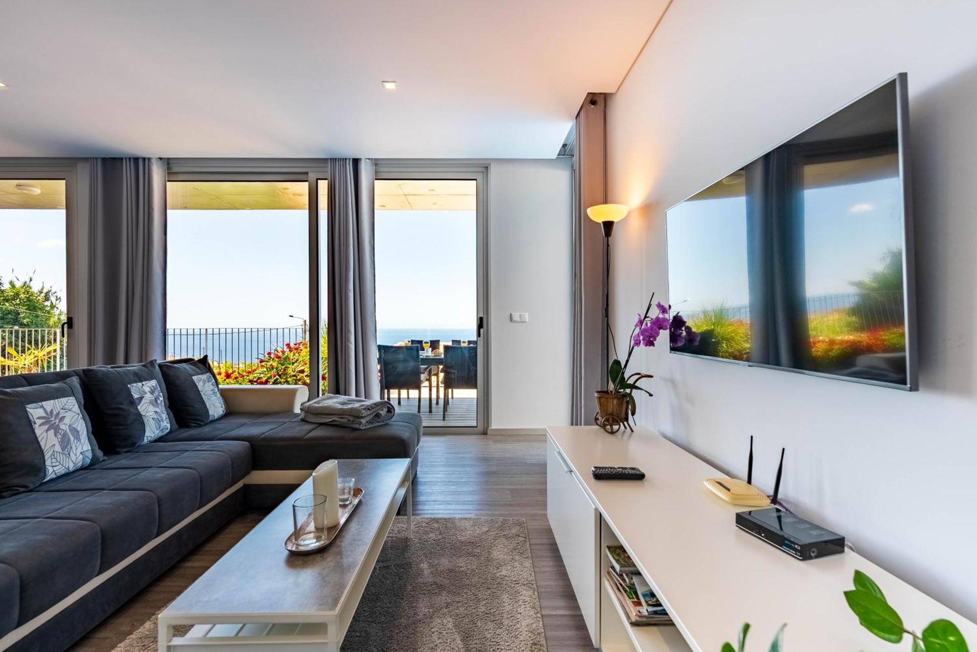 Pinheira Iv -heated Swimming Pool And Jacuzzi * Calheta (Madeira)