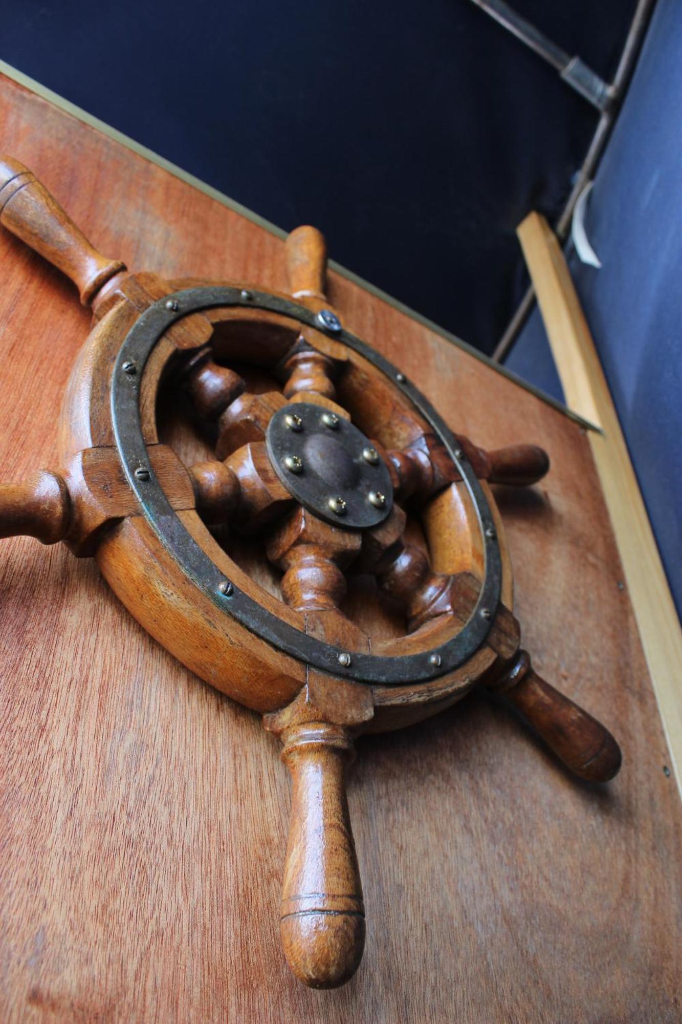 The Boat Ovar