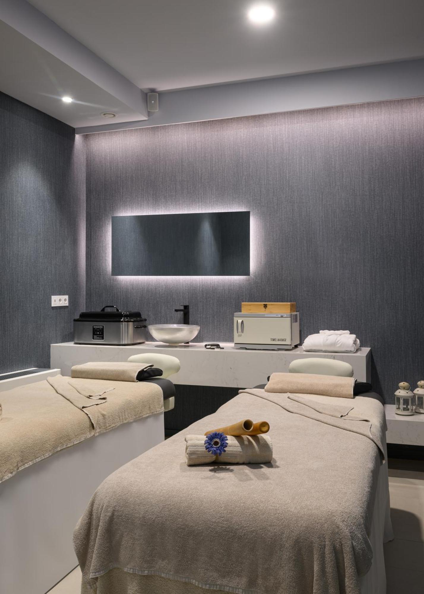 Melia Oriente 4* Lisbon