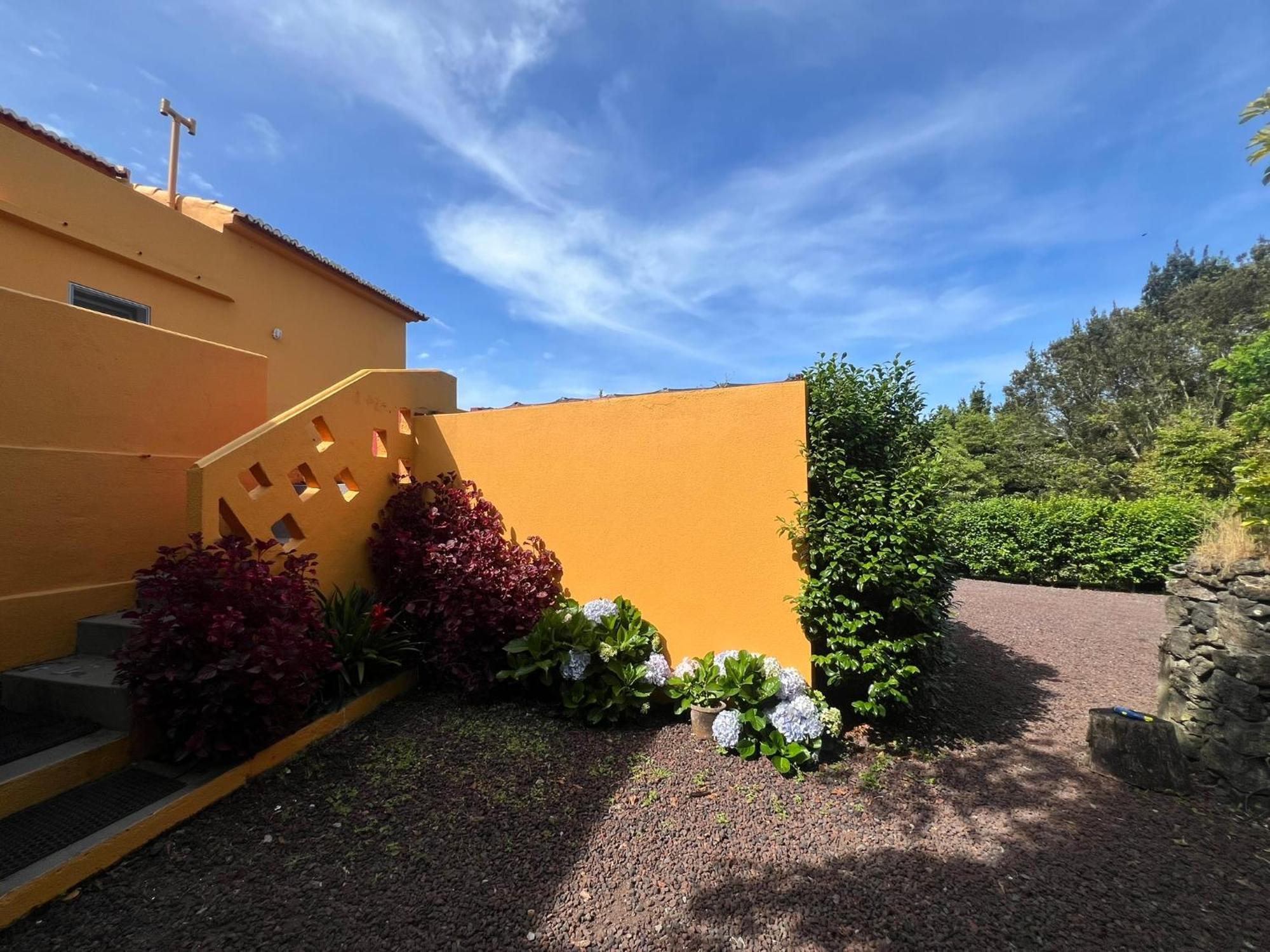 Holiday home A Casa Amarela Capelas (Sao Miguel)