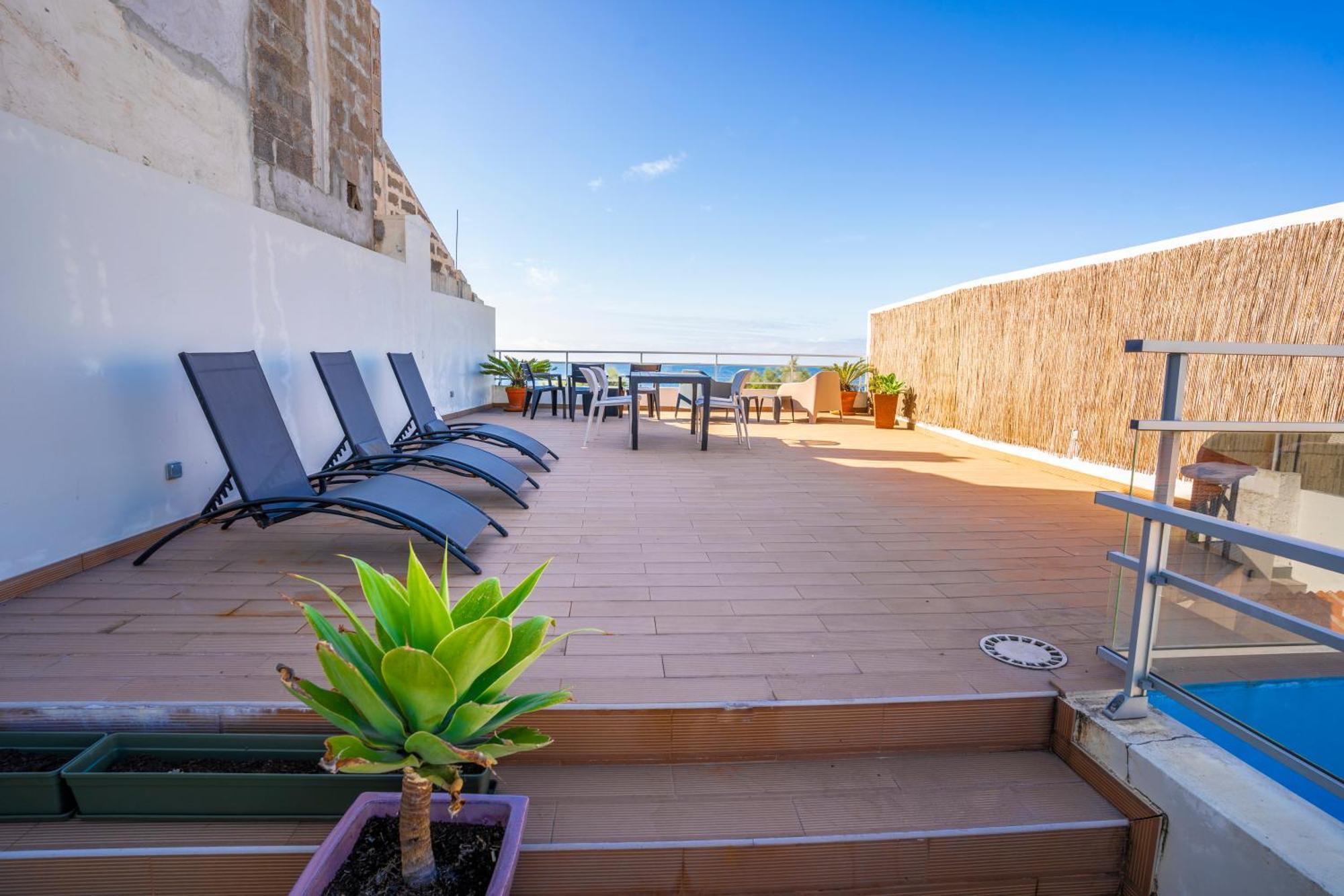 Hostel Azorazul - Pool & Ponta Delgada (Sao Miguel)