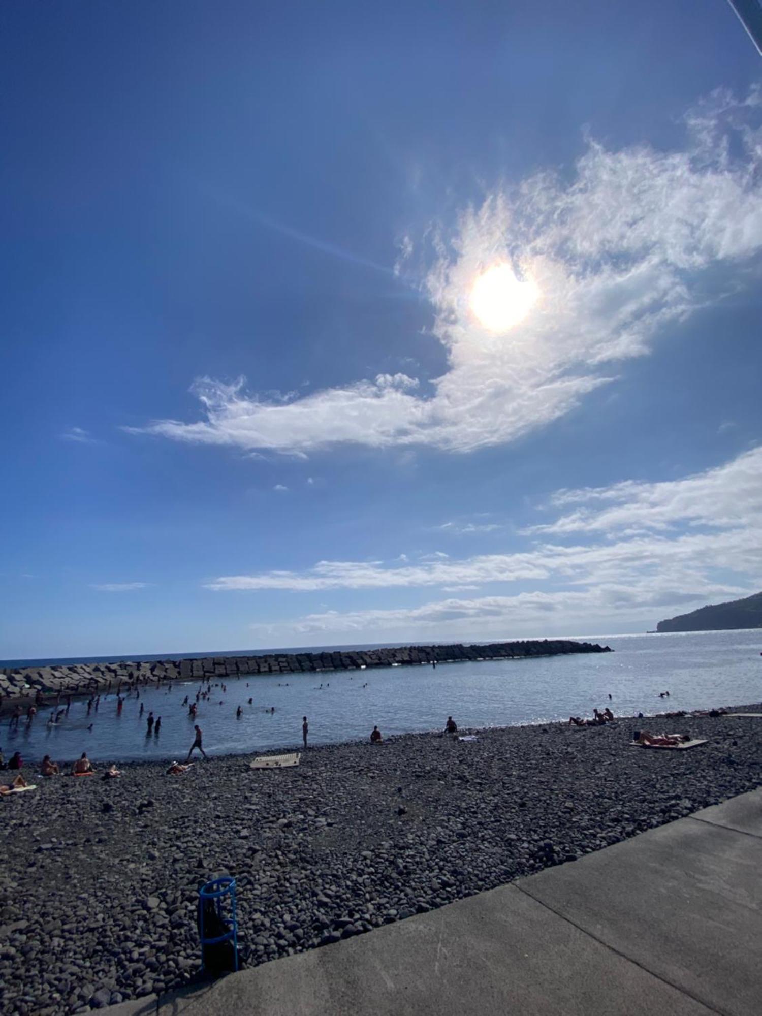 2 Bed , Sea View, 10 Minutes Walk To The Apartamento *
