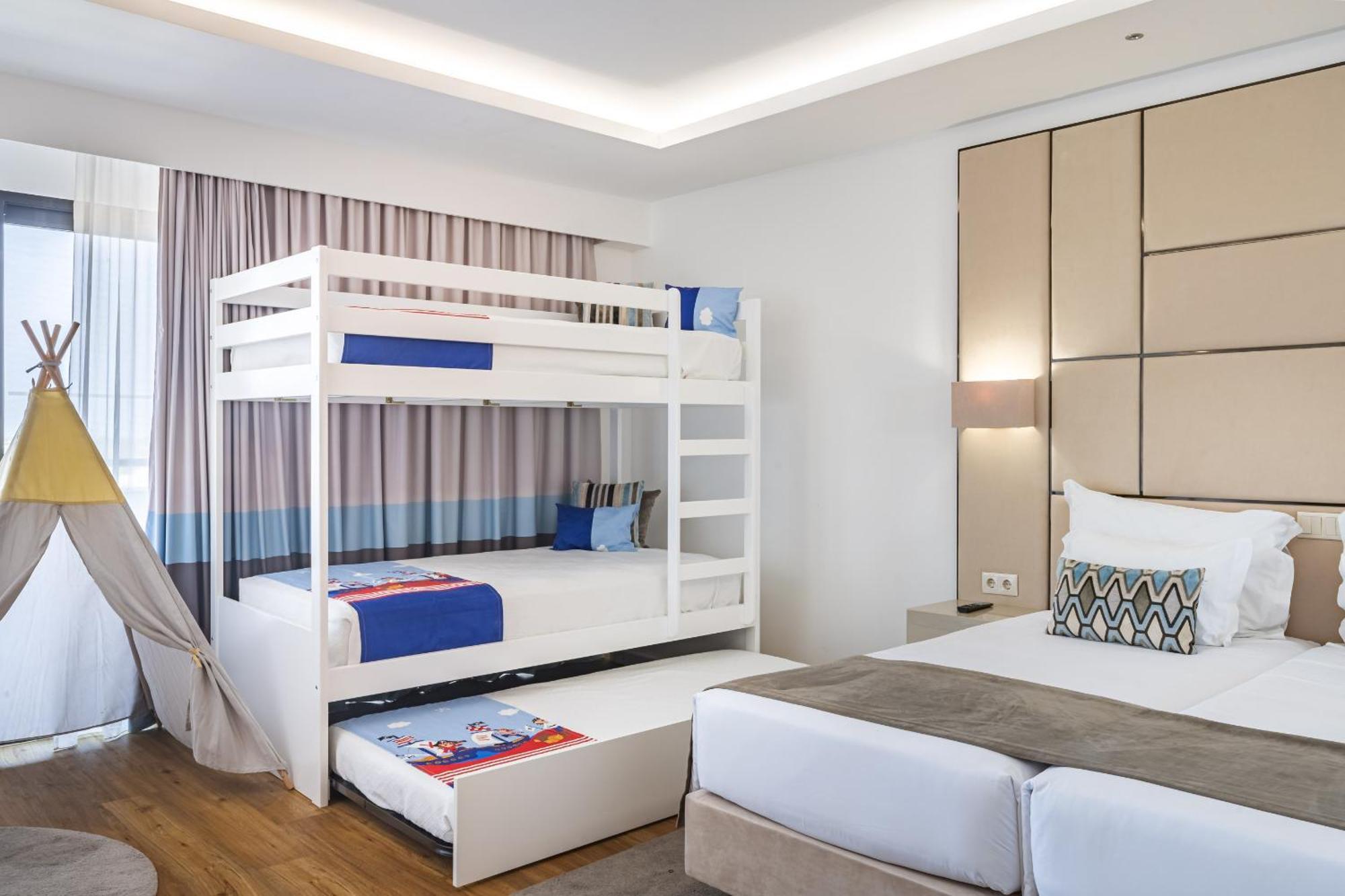 Jupiter Hotel 5*