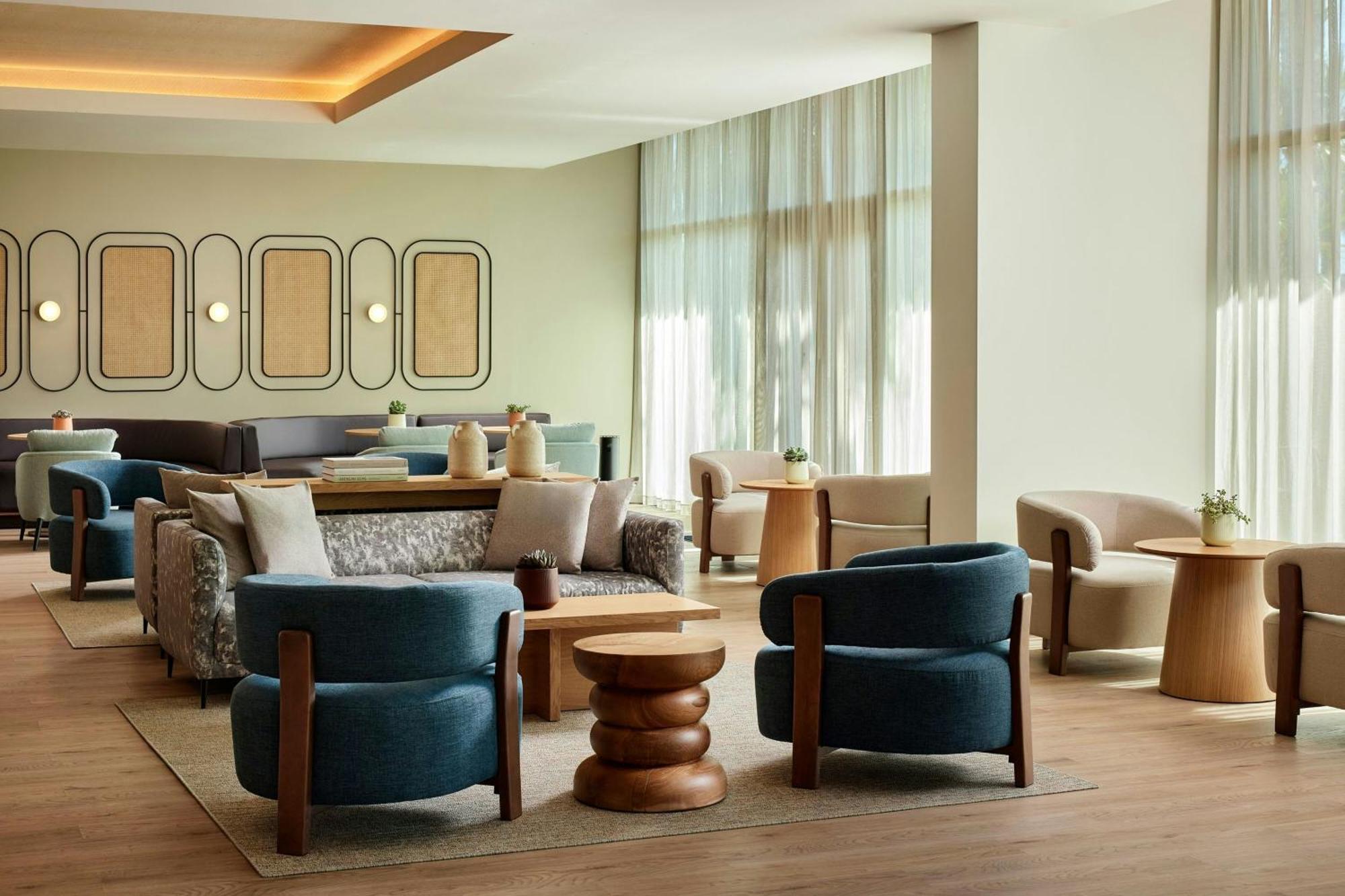 Hotel Algarve Marriott Salgados Golf & Conference Center 5*