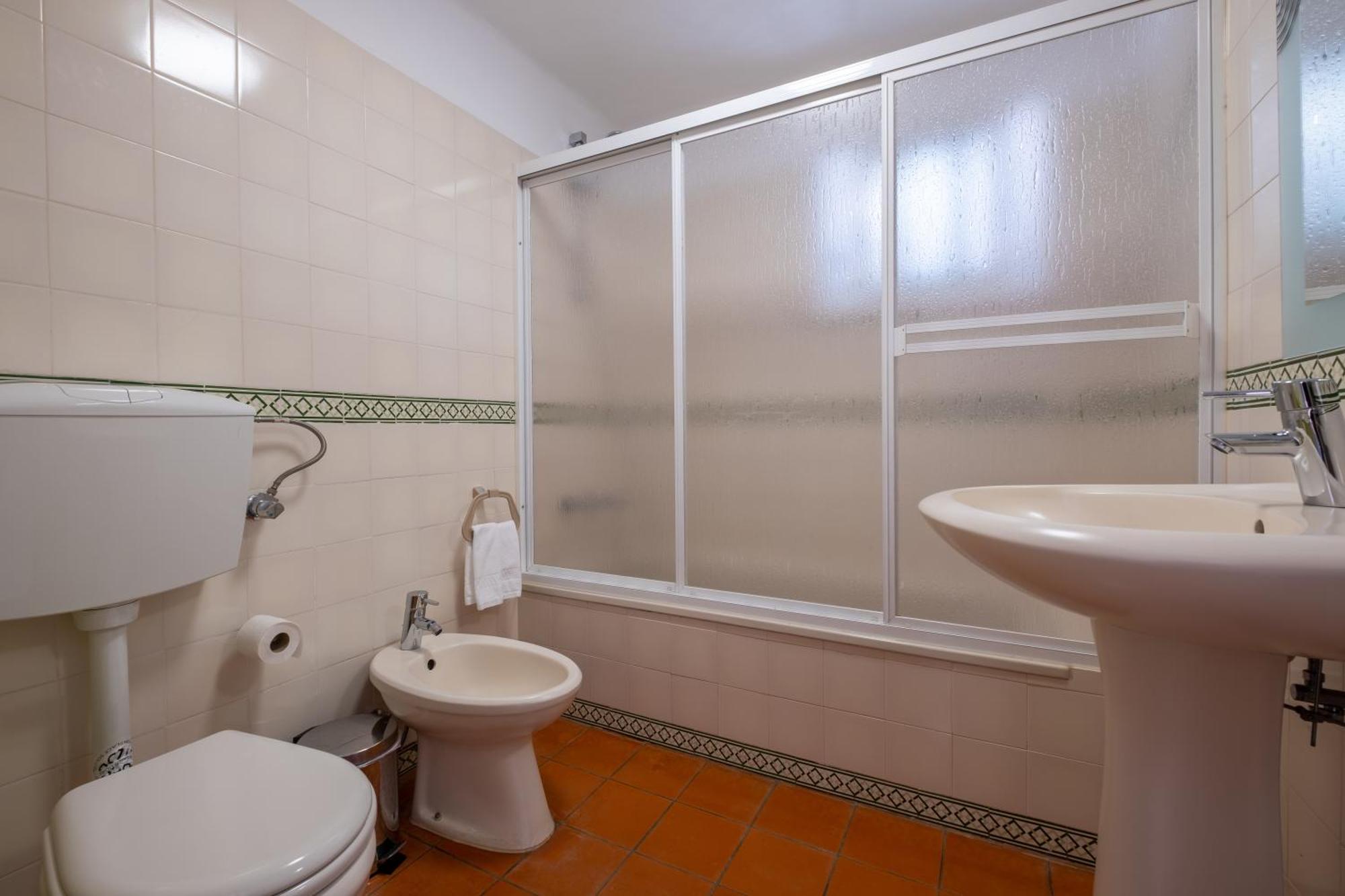 Montes - Exclusive & Prime Location