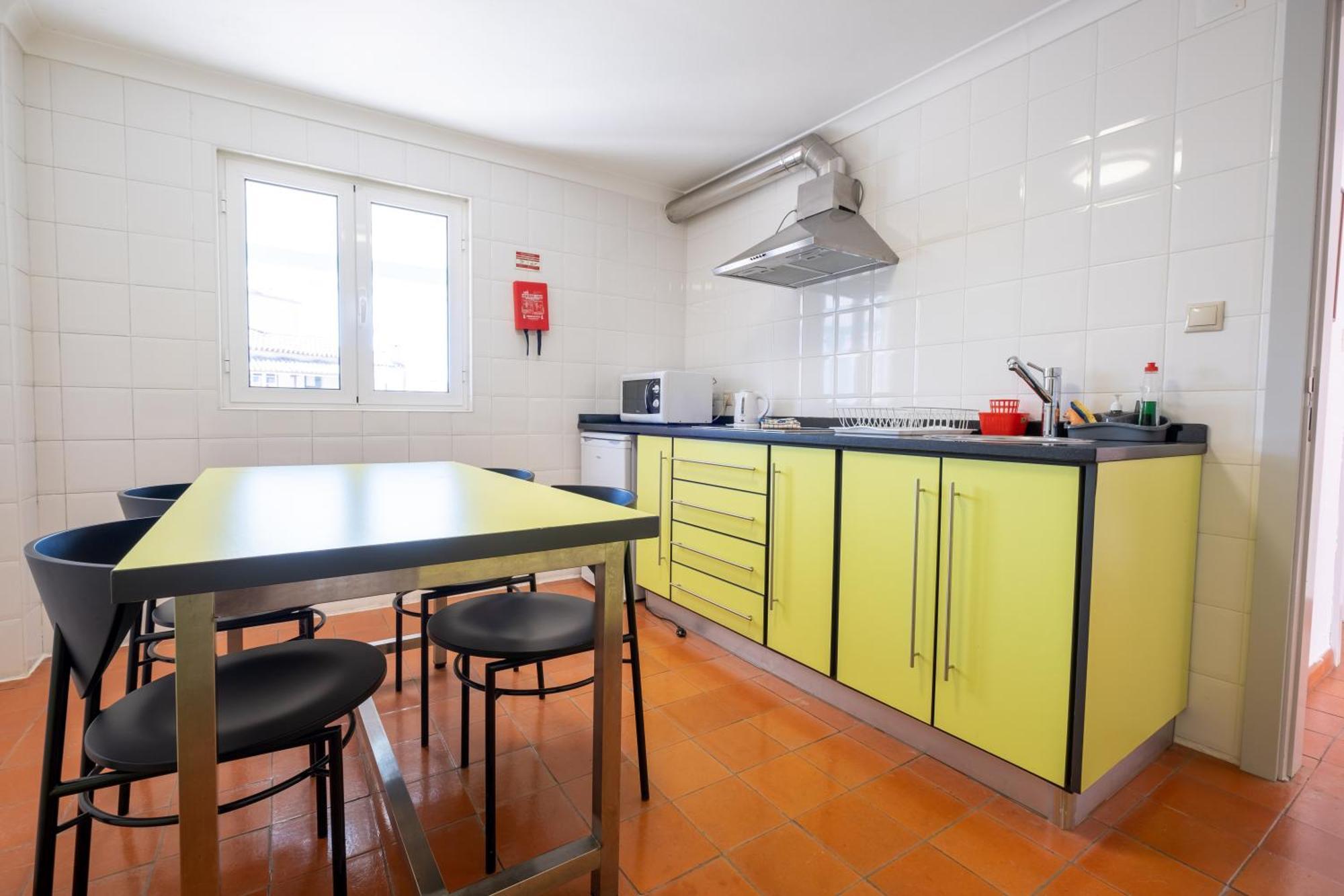 Apartment Montes - Exclusive & Prime Location *