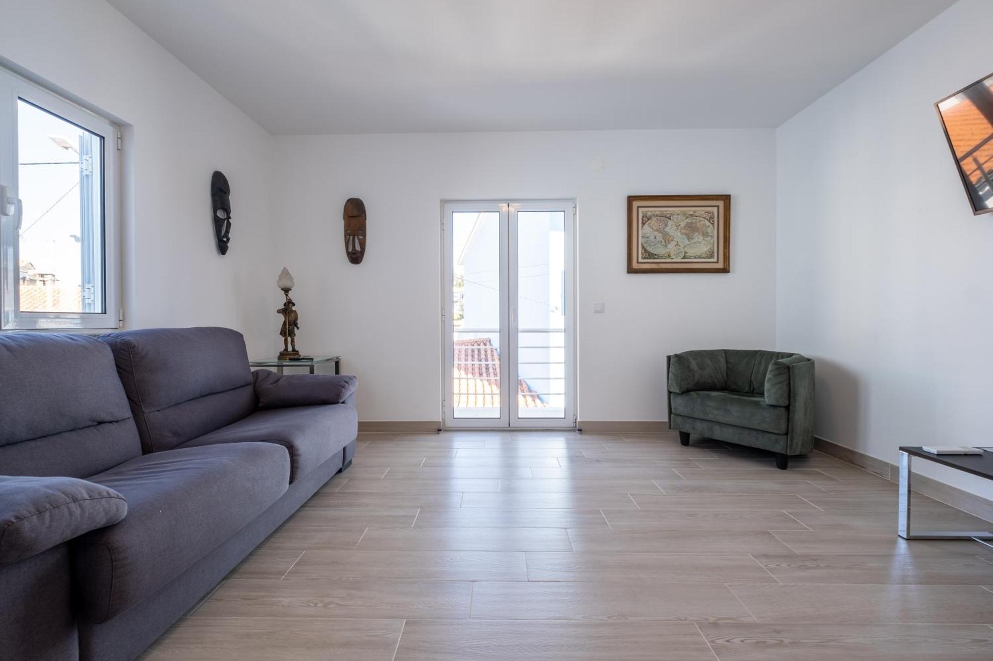 Montes - Exclusive & Prime Location Coja