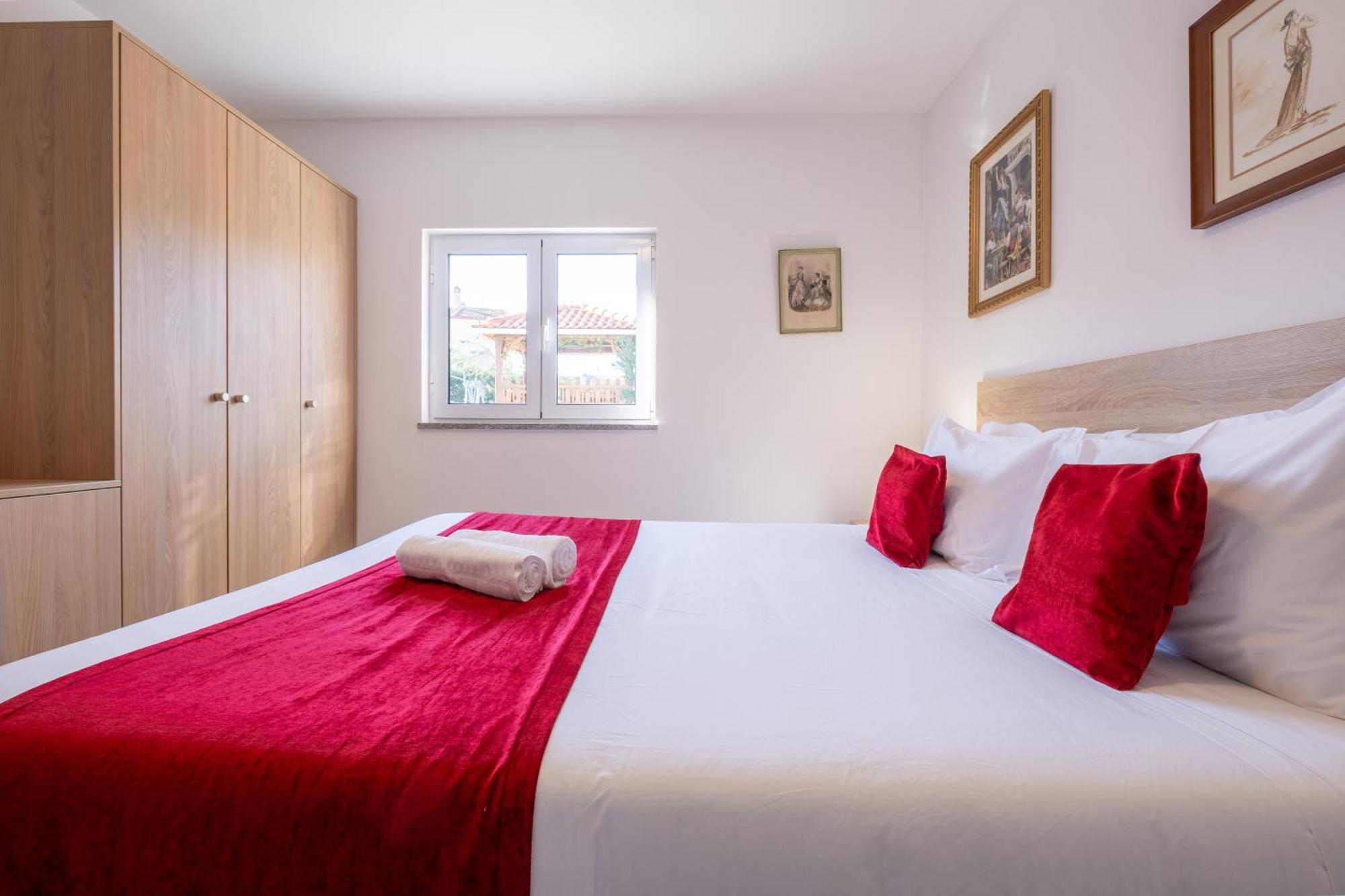 Montes - Exclusive & Prime Location Apartment