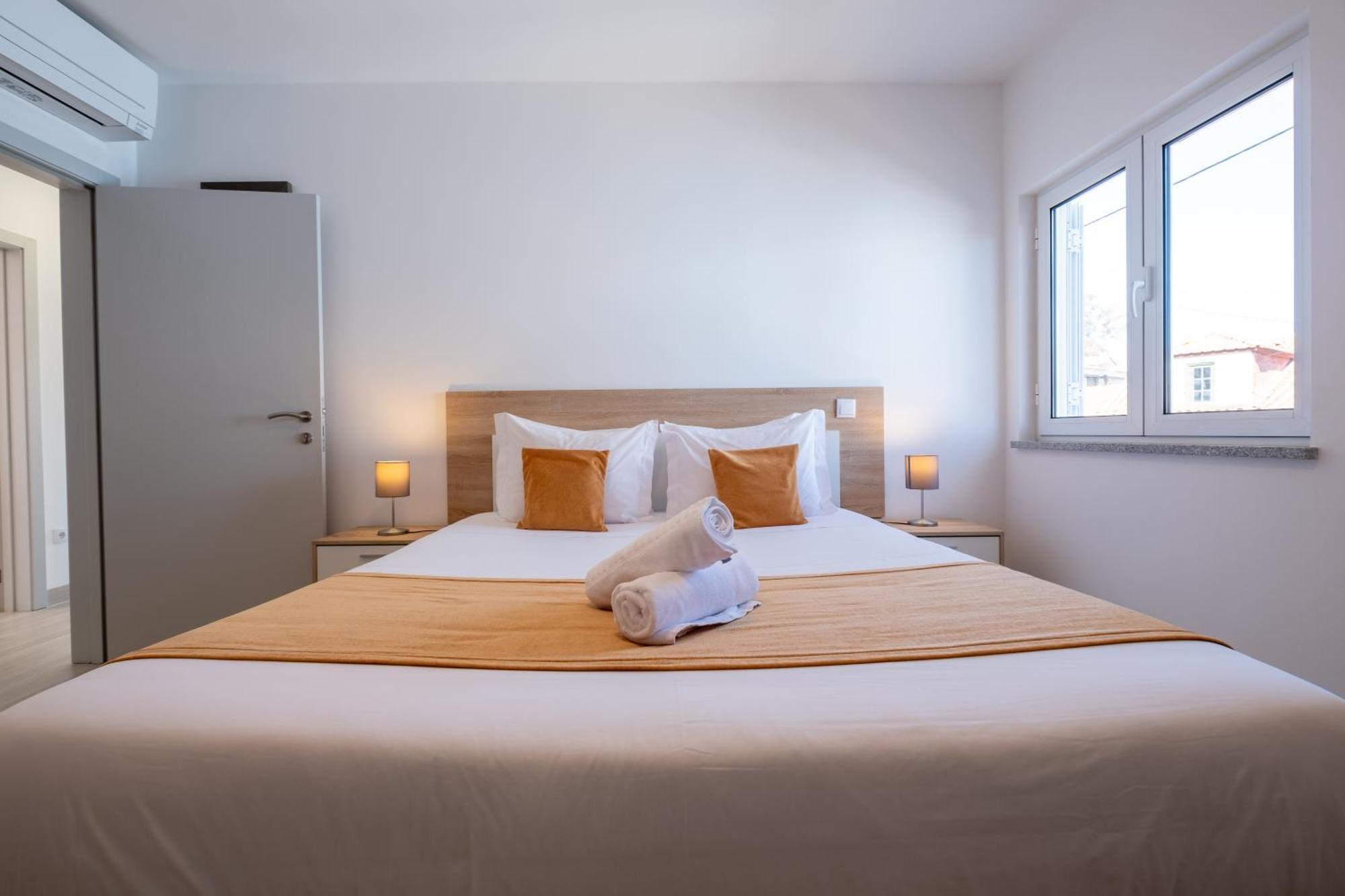 Montes - Exclusive & Prime Location Apartment *