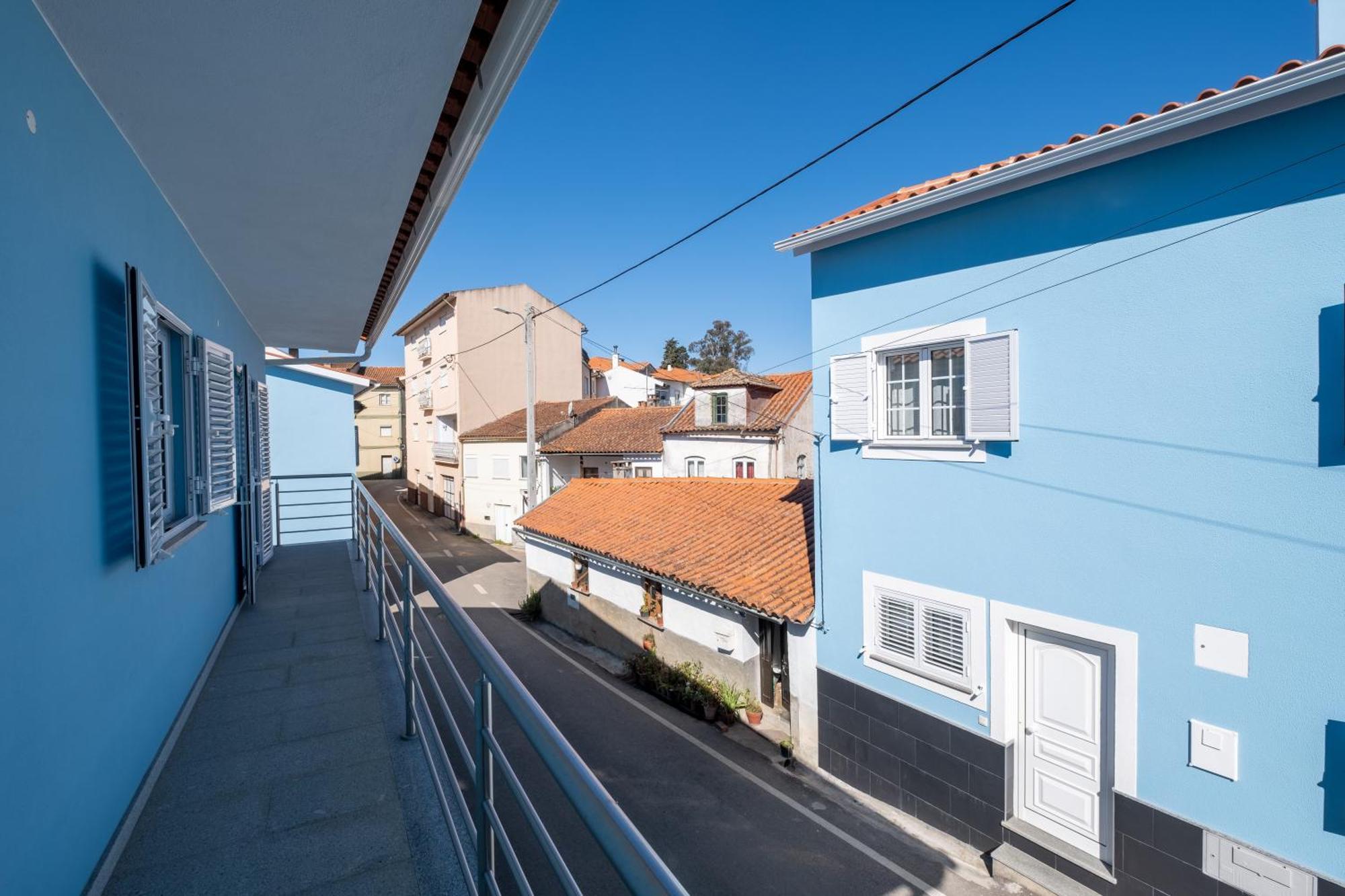 Montes - Exclusive & Prime Location Apartment Coja