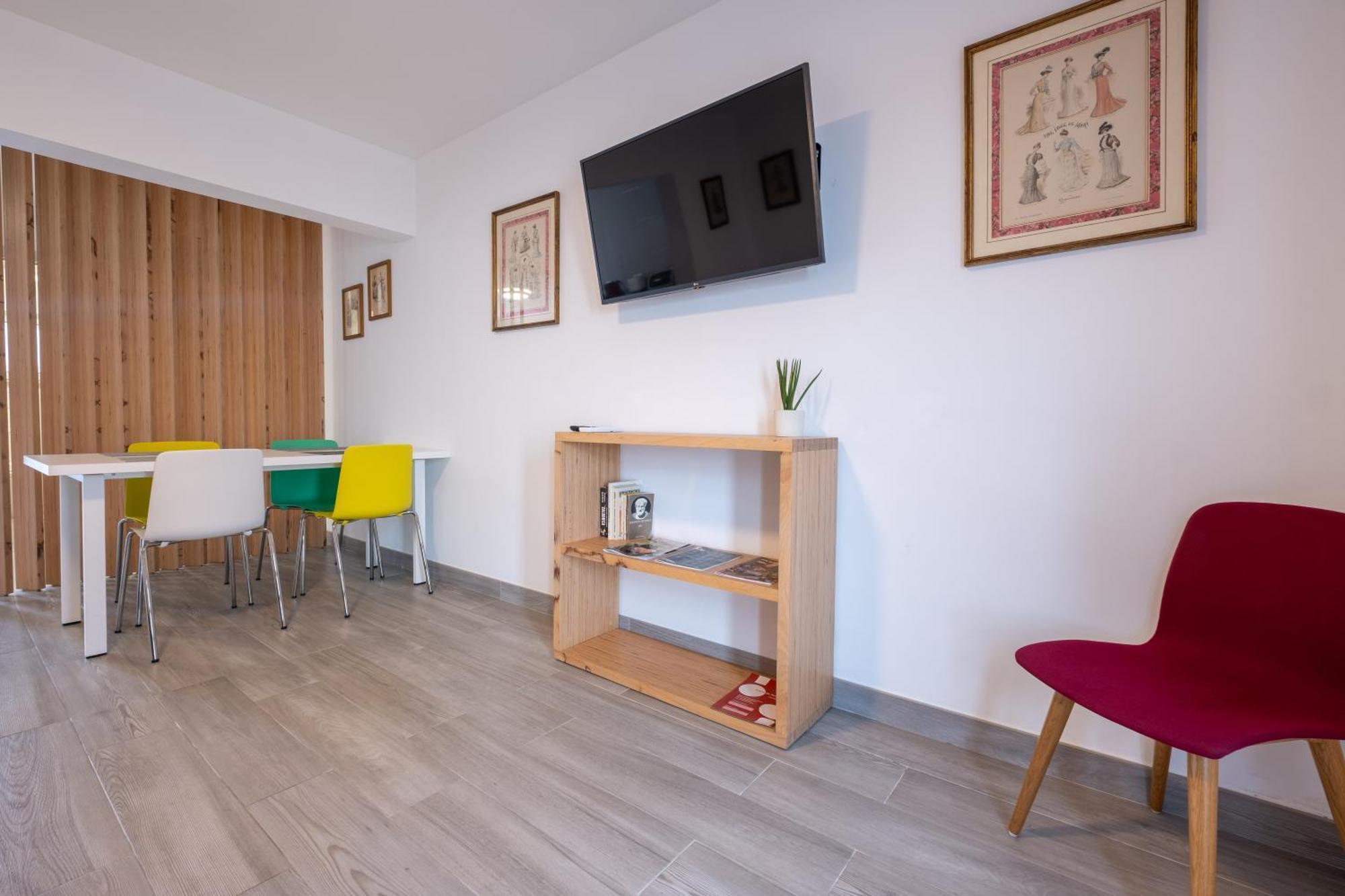 Montes - Exclusive & Prime Location Coja