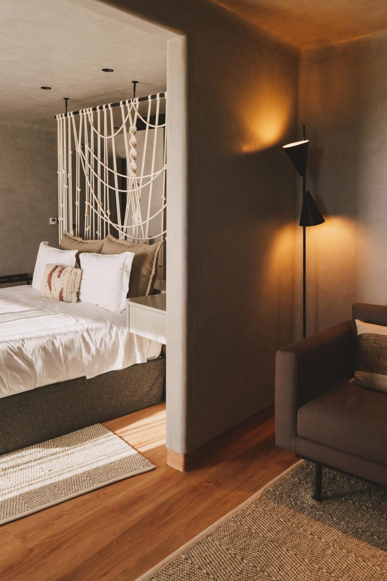 - Movement & Nature House Hotel
