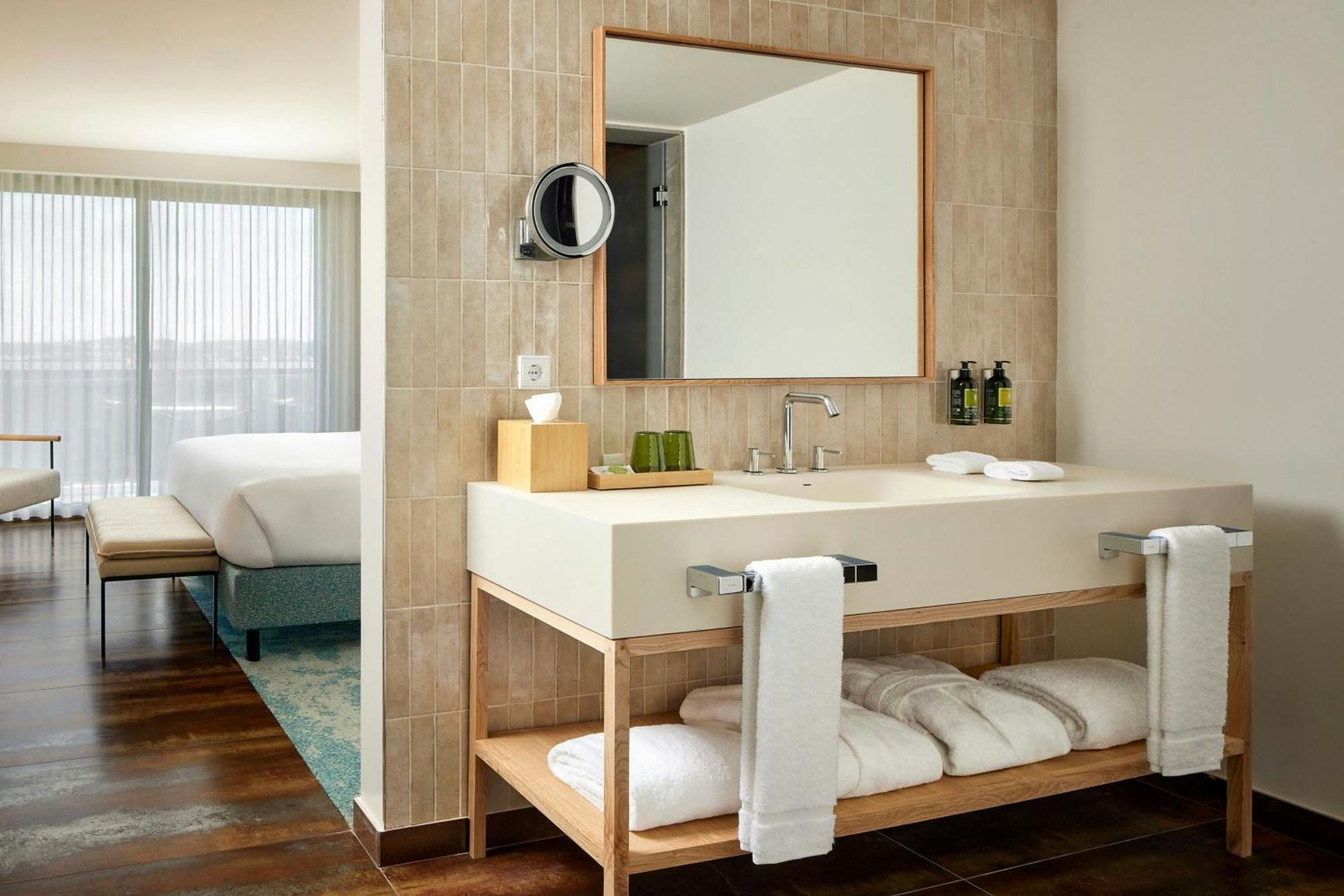 Salgados Palace 5*