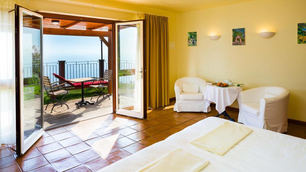 Hotel Atrio 4*