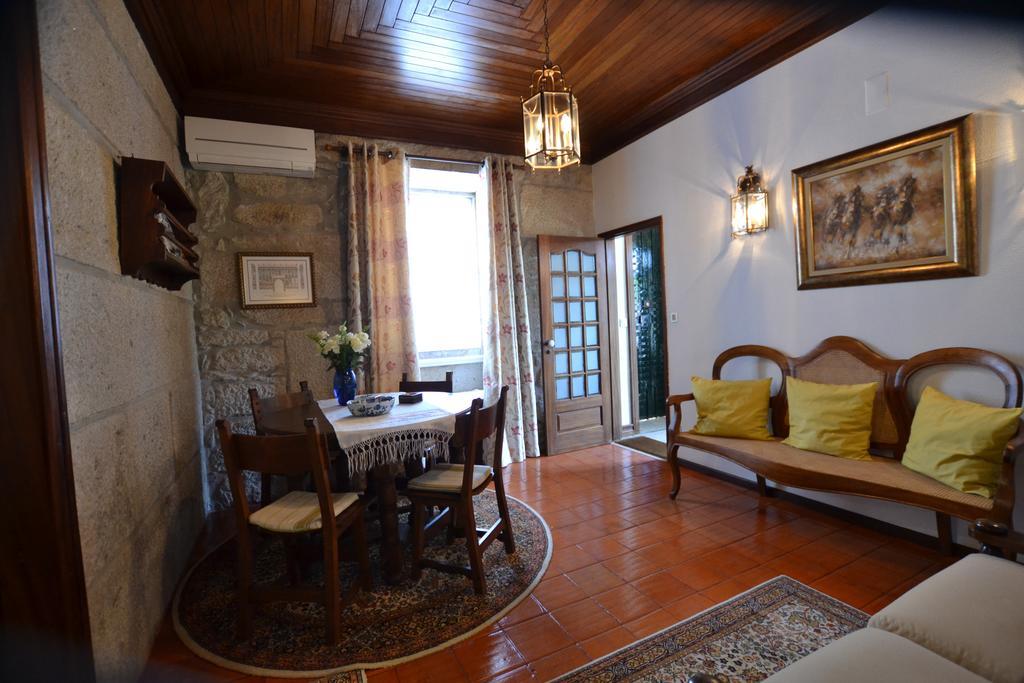 Casa De Sao Goncalo Bed & Breakfast