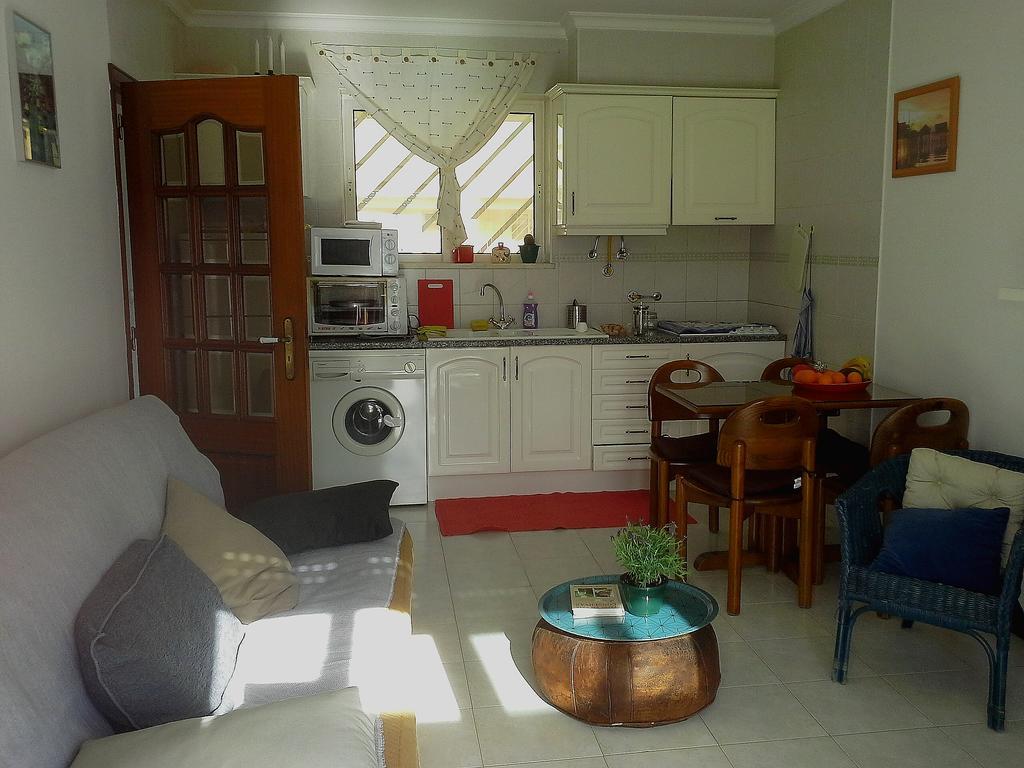 Charming With Sea View Apartment