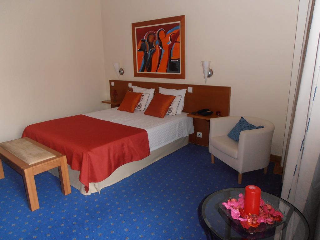 Hotel Dom Jorge De Lencastre 3*