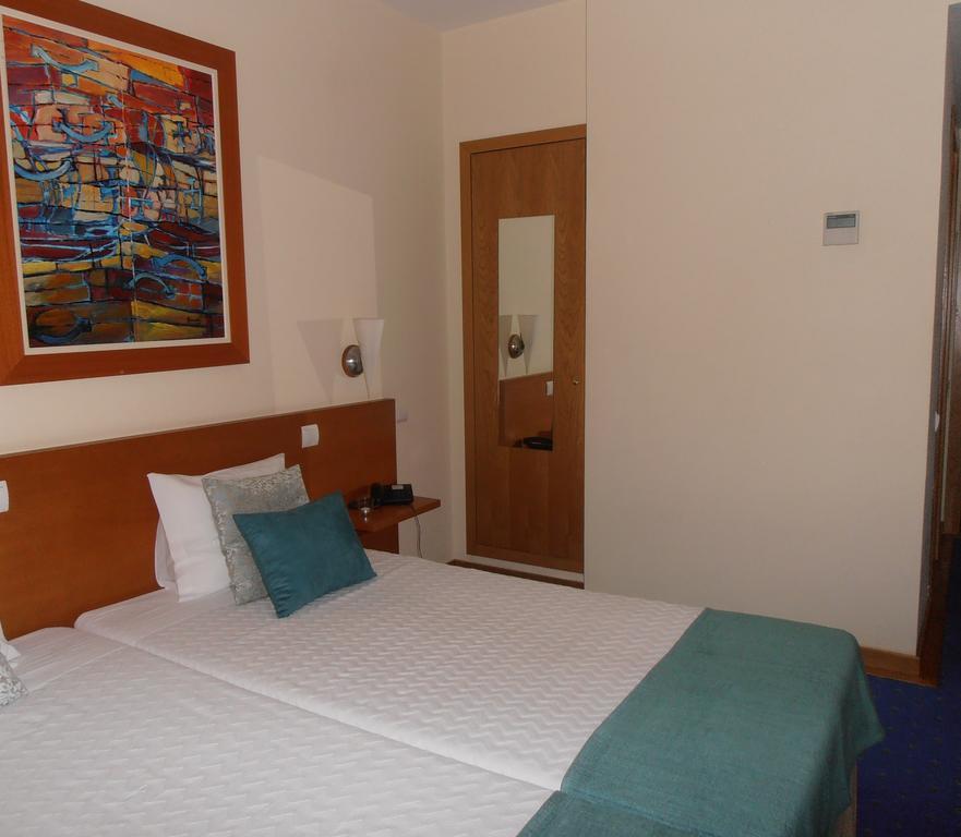Hotel Dom Jorge De Lencastre 3*