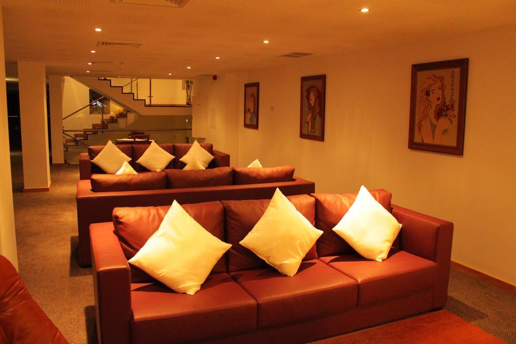 Hotel O Gato & 3*