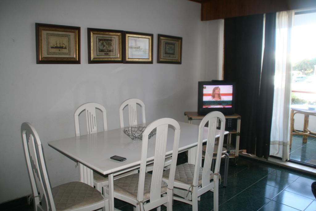 Apartment@albufeira With Pool And Near The Strip