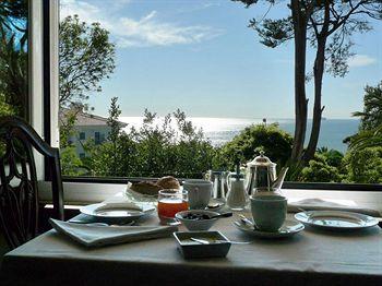 Hotel Unika Estoril