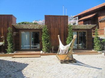 Ana Margarida Residences