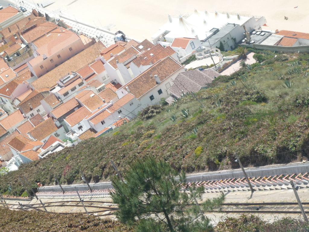 House 4 * Nazare