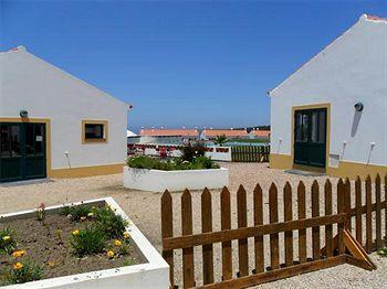 Campsite Monte Carvalhal Da Rocha 4*