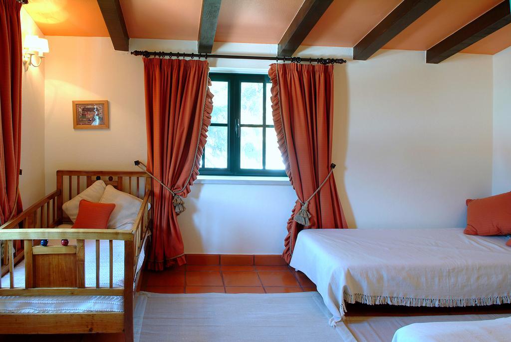 Quinta Do Rol Farm stay Miragaia