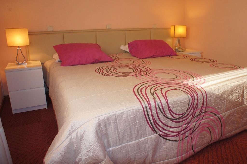Hotel Contriz 2*