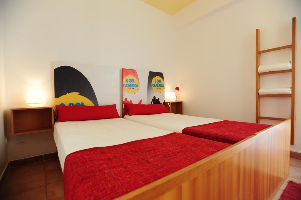 Caparica Sun Centre Hostel *