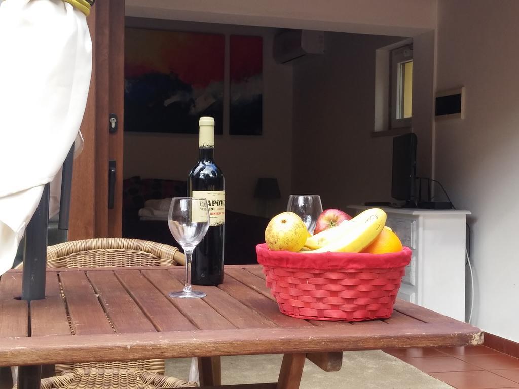Bed & Breakfast Dos Poetas