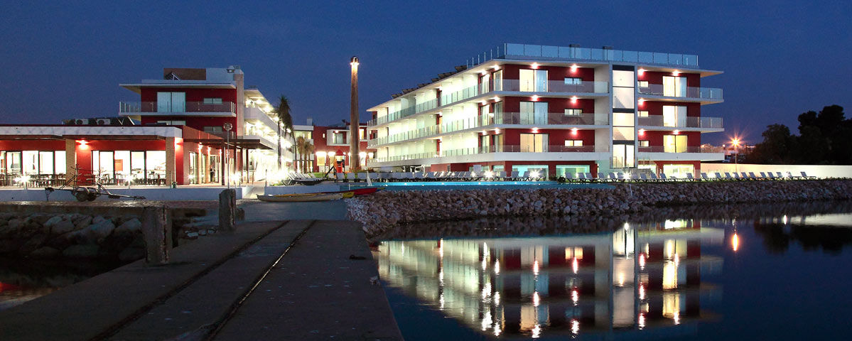 Hotel Agua Riverside