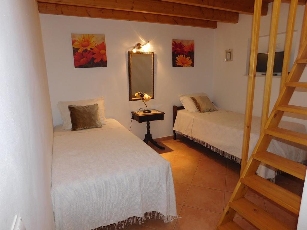 Guest house Dinas Guesthouse 3*