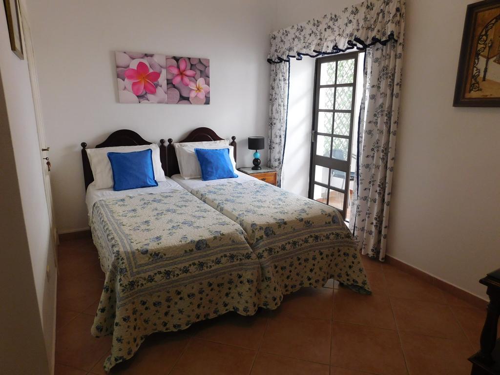 Guest house Dinas Guesthouse