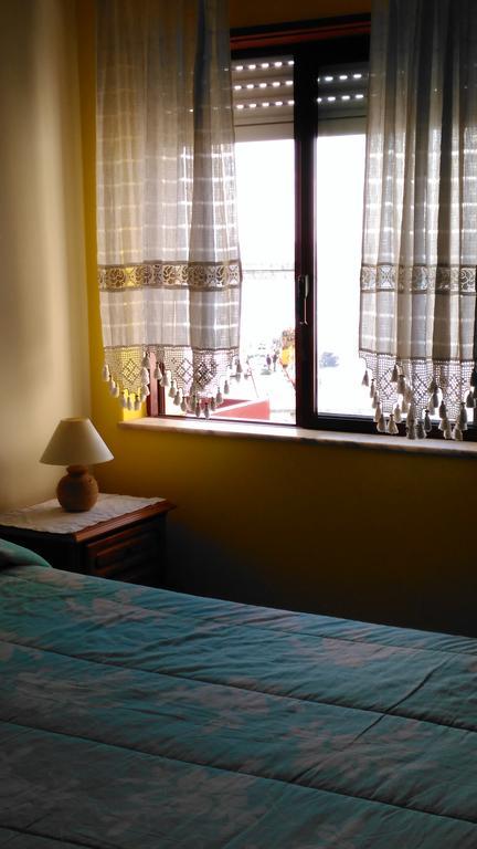 Farol Do Portinho Guest house Vila Praia de Ancora