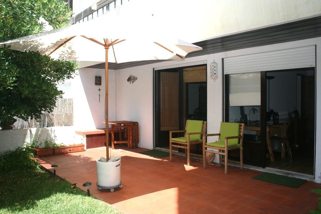 At The Beach With A Private Garden Apartment *