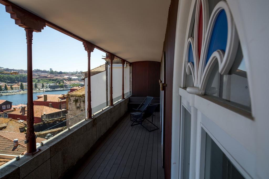 Hotel Carris Ribeira 4*