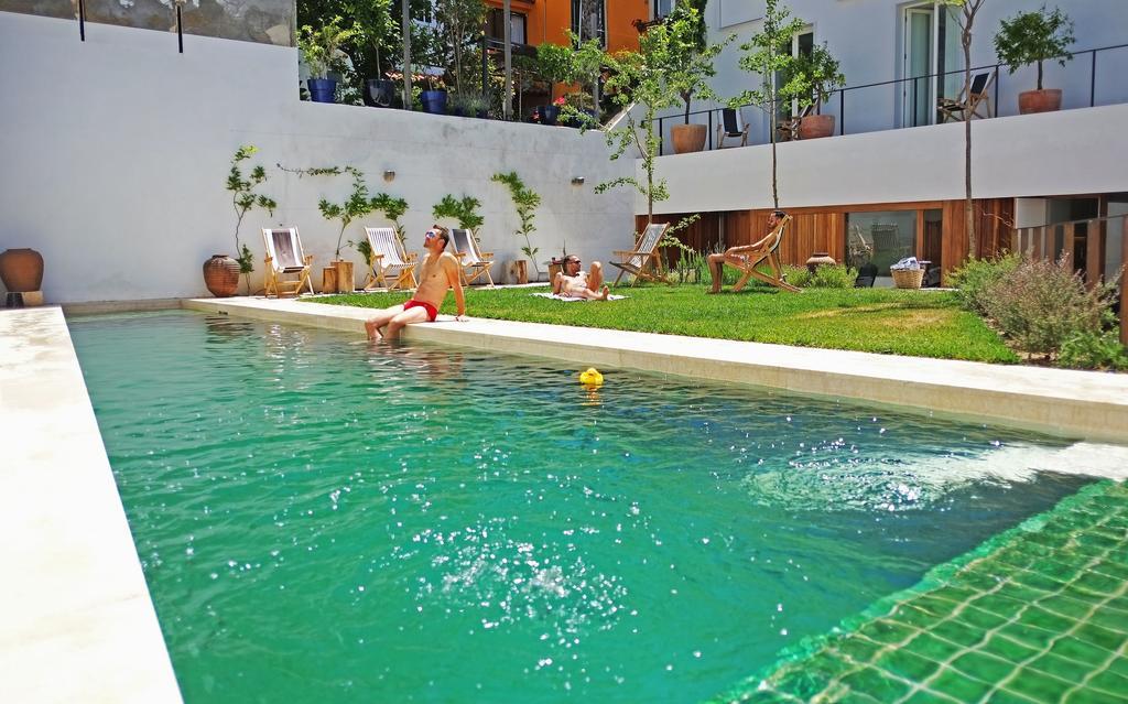 The Late Birds - Gay Urban Guest house Lisbon