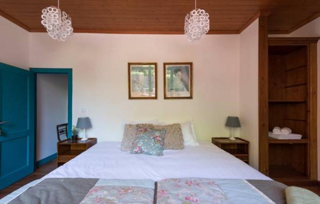 Dos Poetas Bed & Breakfast