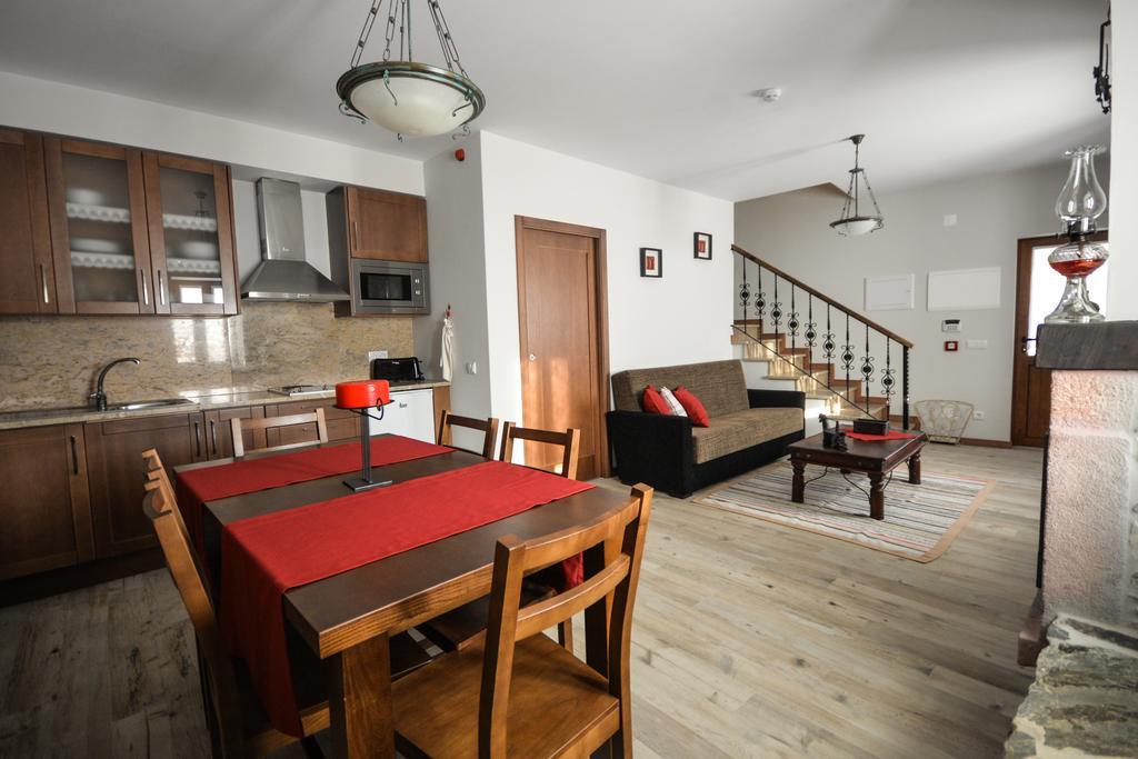Casas No Terreiro Chácara Penacova