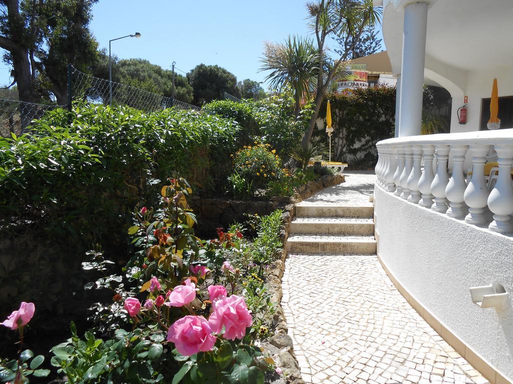 Dona Ana Garden Pensión Lagos