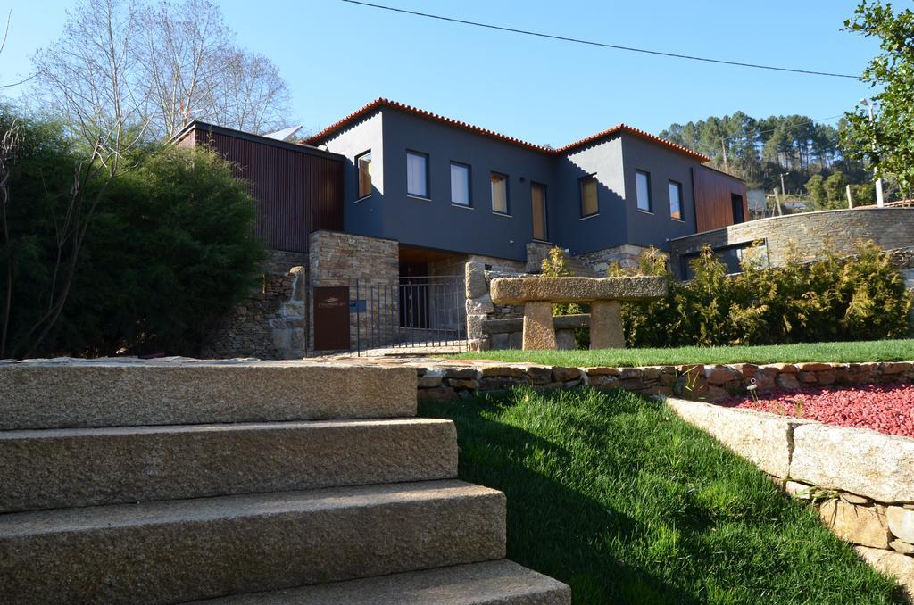Rio Moment's Country house