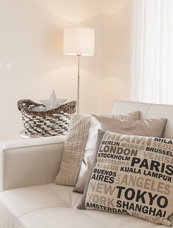Apartment T2 *