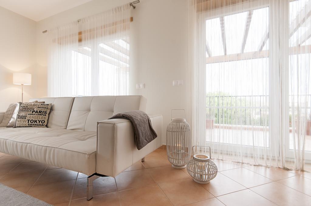 Apartment T2 *
