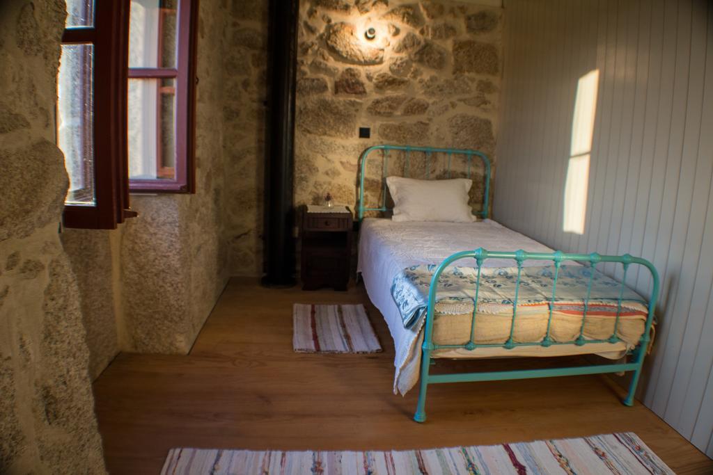 Casas Dos Avos * Vale de Cambra