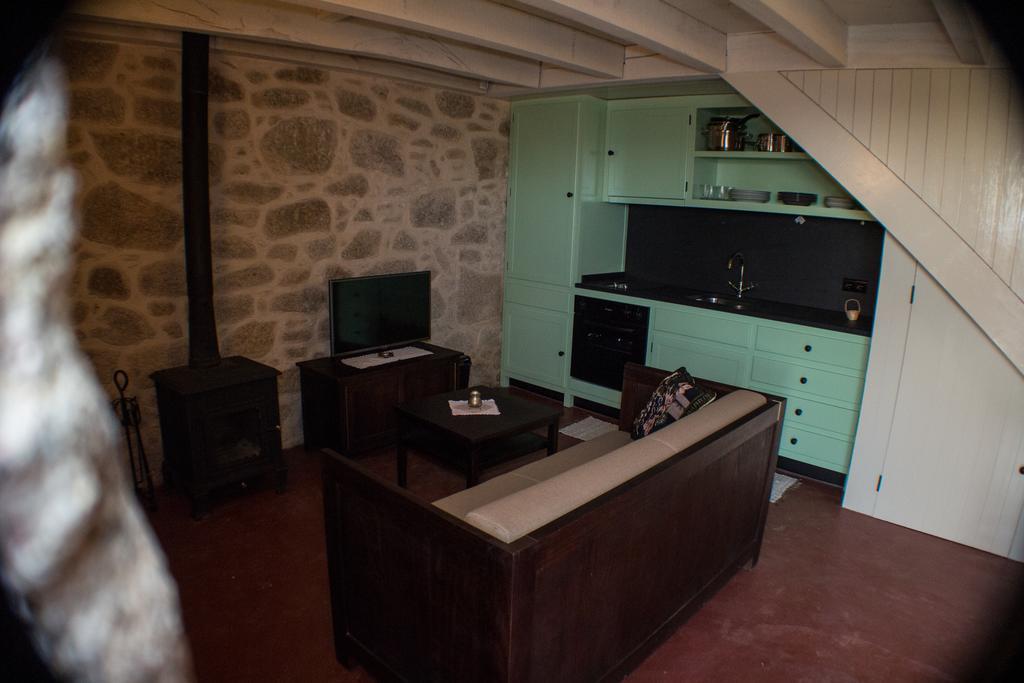 Casas Dos Avos * Vale de Cambra