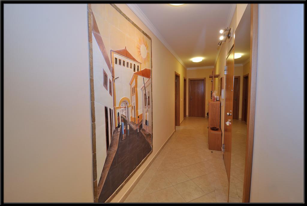 Exclusive Beachfront Apartment *