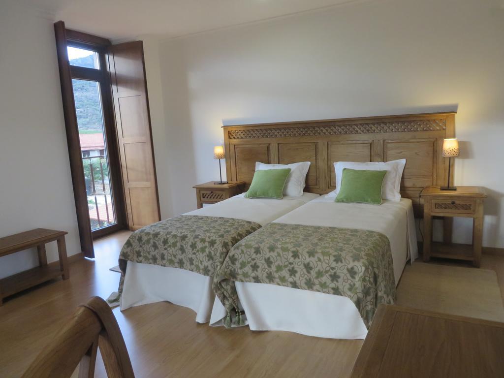 Farm stay Quinta Do Palame *